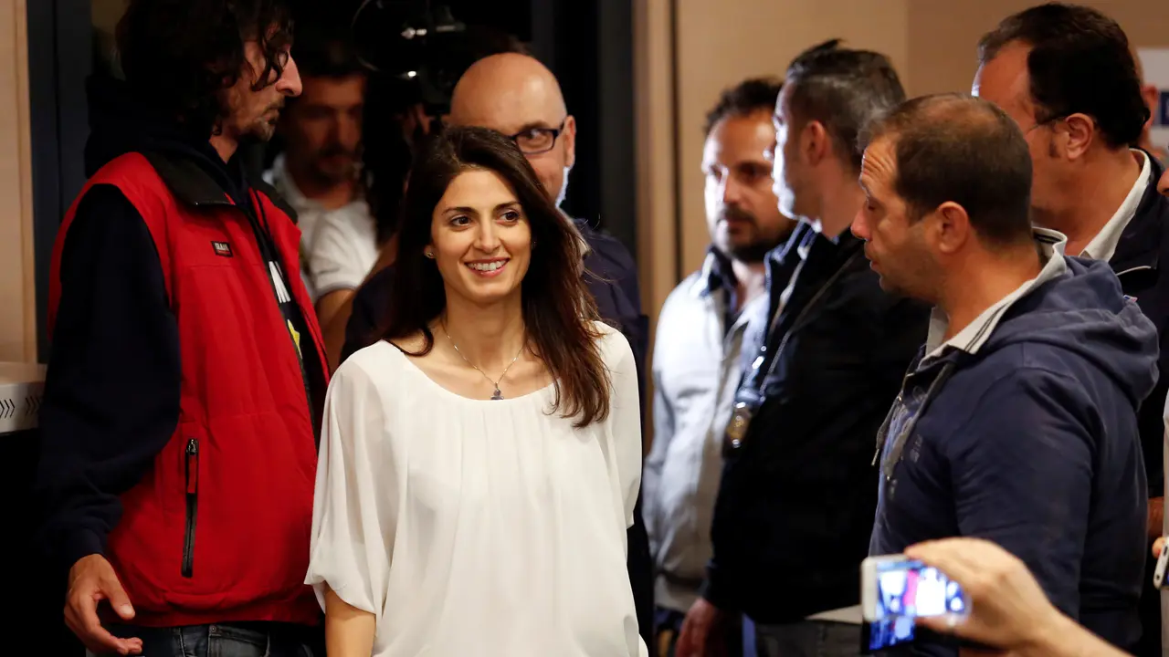 Virginia Raggi, calon terpilih wali kota Roma, Italia