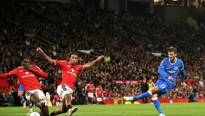 Fans Manchester United Marah Setelah Keok dari Brighton, Cemooh dan Beri Siulan Michael Carrick dan Pemain