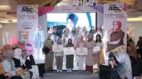 Tiga pemenang Kompetisi Desain Hijab Coffeetone x You 2019. (Deki Prayoga/Dream.co.id)