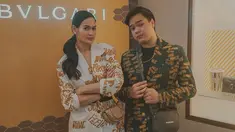Kebersamaan Jeje Soekarno dengan Sang Ibu Donna Harun
