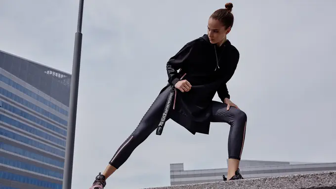 Dukung Gaya Hidup Sehat, EA7 Emporio Armani Luncurkan Koleksi  Berteknologi Jitu