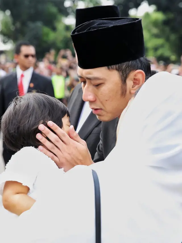Cucu Ani Yudhoyono