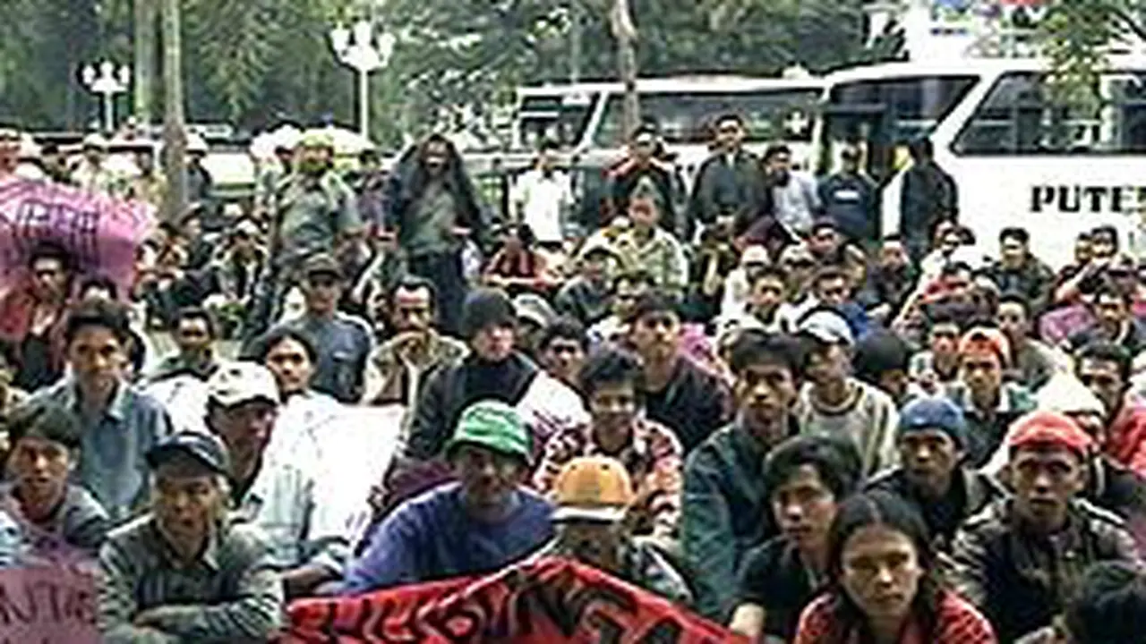100402aDemoTrayek.jpg
