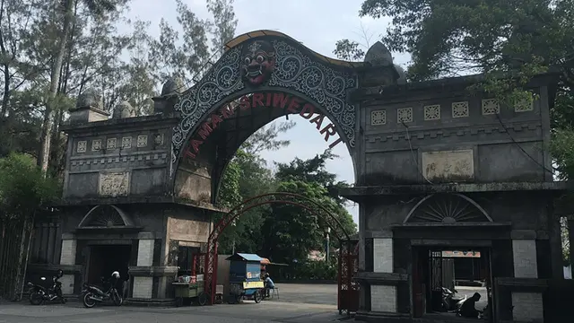 Tempat Wisata di Solo: Taman Sriwedari