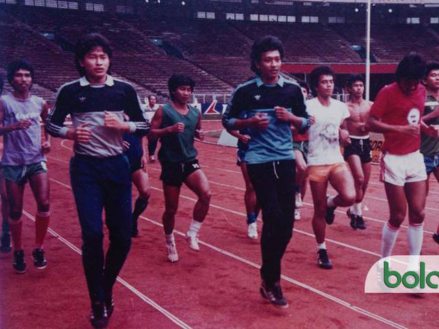Feature Kisah Kejayaan 5 Kiper Legendaris Indonesia Indonesia Bola Com