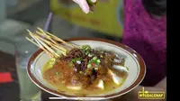Potret makanan unik bernama satai kuah khas Pontianak. (Tangkapan Layar YouTube MGDALENAF)