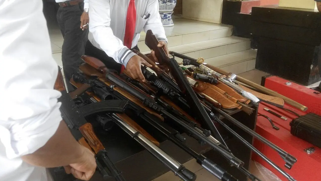 Bunyi Letusan Ungkap 20 Pucuk Senjata Api Milik Pengusaha Tambang
