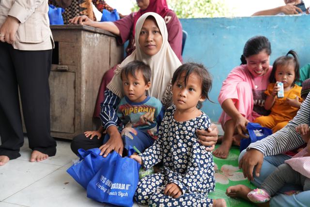 Dulu Nasi Garam, Kini Buah dan Susu Hadir dalam Seporsi MBG