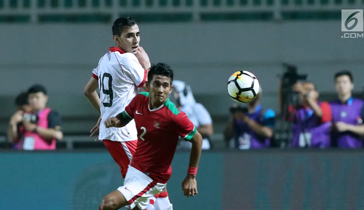 FOTO: Rezaldi Kartu Merah, Indonesia U-23 Kalah dari Bahrain - Foto