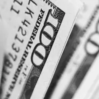 Dollar/unsplash Pepi