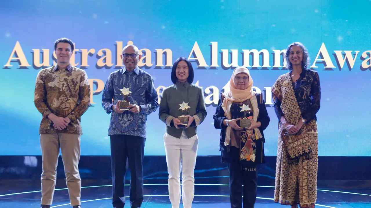 Para pemenang penghargaan Australian Alumni Awards 2025