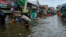 BPBD Jakarta juga mengatakan salah satu kendala mengatasi banjir rob di pesisir Jakarta ialah persoalan penurunan tanah. (merdeka.com/Arie Basuki)