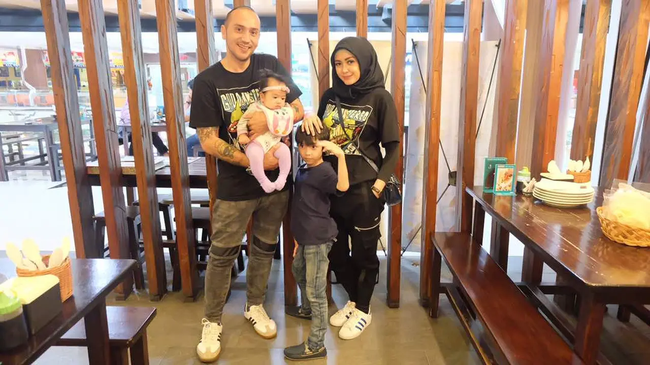 [Bintang] Richa Novisha dan Gary Iskak