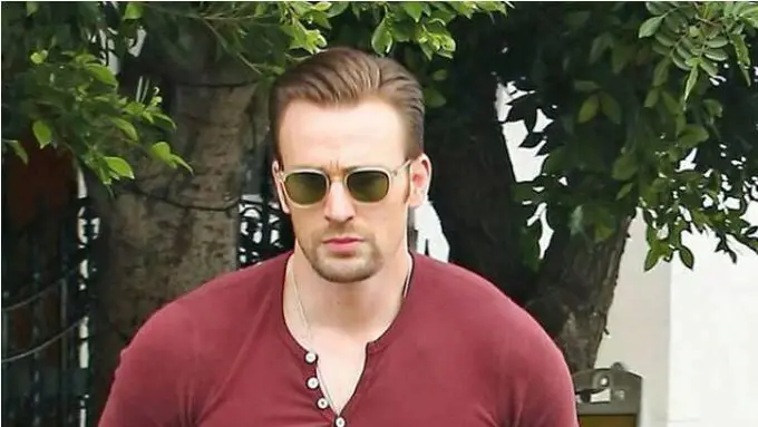 [Bintang] Chris Evans