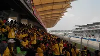 7 Jam Sebelum Moto GP Dimulai, Sirkuit Sepang Dibanjiri Massa