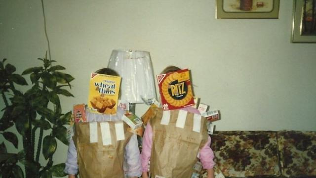 Tak Terlihat Seram, Kostum Halloween Ini Justru Terlihat Unik