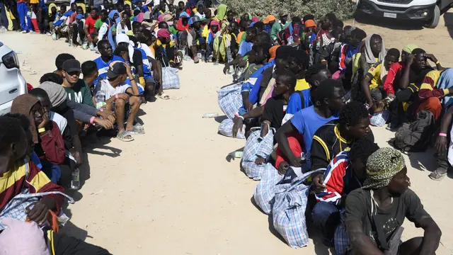 Italia berupaya pindahkan ribuan migran yang mencapai pulau kecil dalam sehari