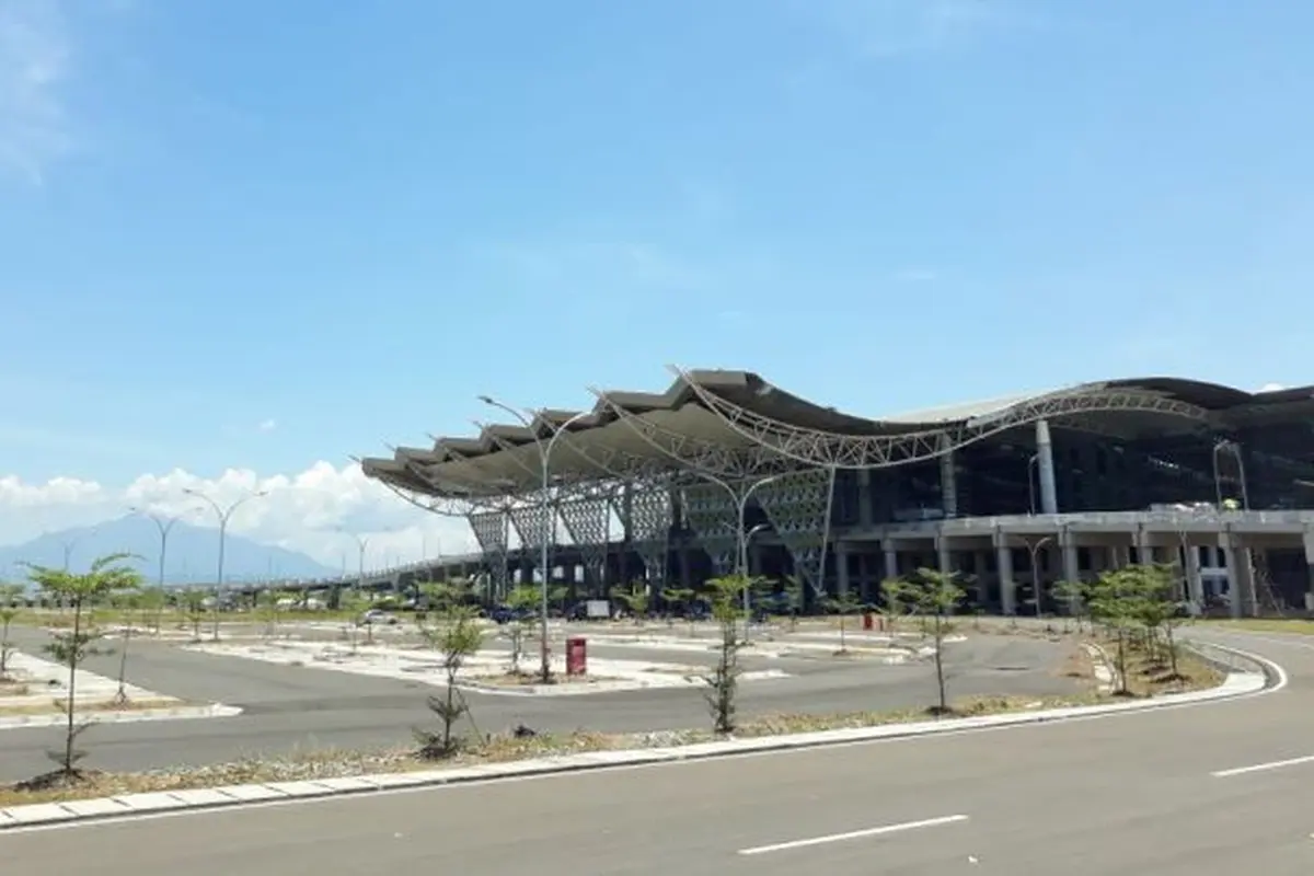 Progres pembangunan Bandara Kertajati atau Bandara Internasional Jawa Barat (BIJB), Rabu (4/4/2018). (Ilyas/Liputan6.com)