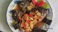 Resep pecak ikan mujair, cocok jadi menu buka puasa. (dok. Cookpad @SiRa)