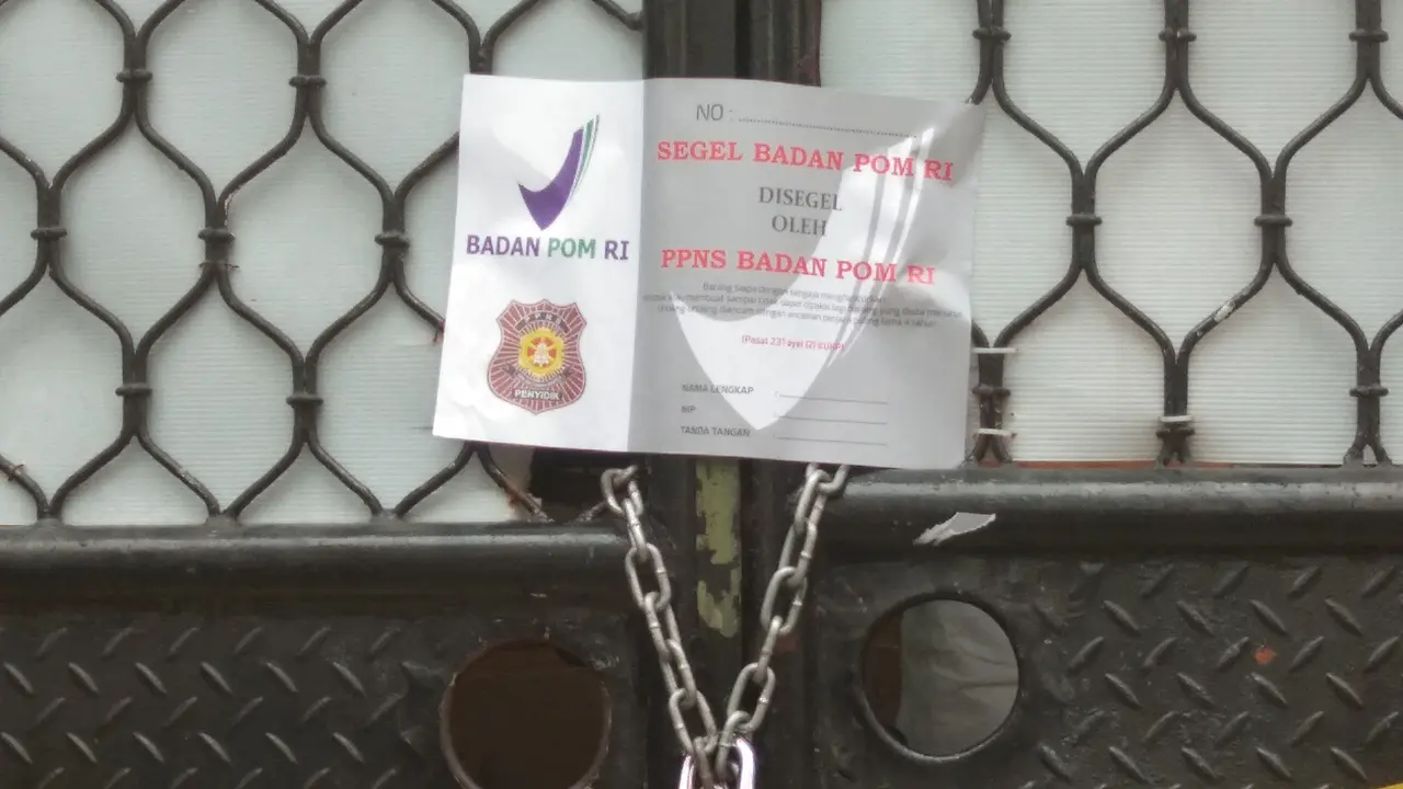 BPOM grebek pabrik kosmetika palsu.