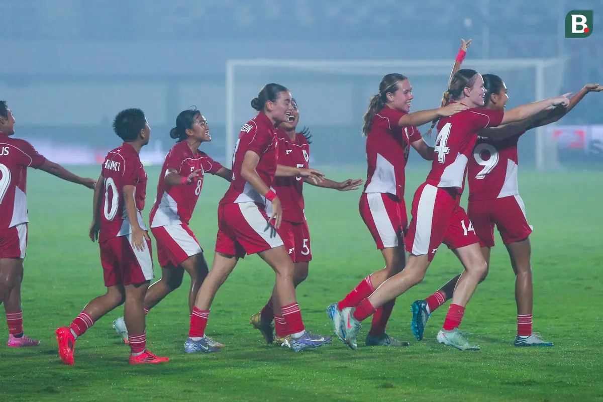Foto: Isa Warps Tampil Spartan, Sang Pahlawan Kemenangan Timnas Indonesia Putri vs Kirgistan