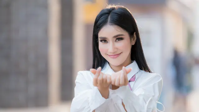 jatuh cinta mandiri mencintai diri sendiri dewasa single