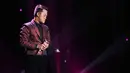 Runner up Dangdut Academy 2 ini menuai banyak pujian dari para juri, jika dilihat dari penampilan semua peserta di grup E memang Danang terlihat lebih menonjol dengan kemampuan vokal yang dimilikinya. (Nurwahyunan/Bintang.com)