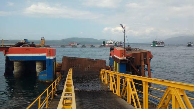 Cuaca Buruk di Selat Bali, Dermaga Ponton Pelabuhan Ketapang Banyuwangi Rusak