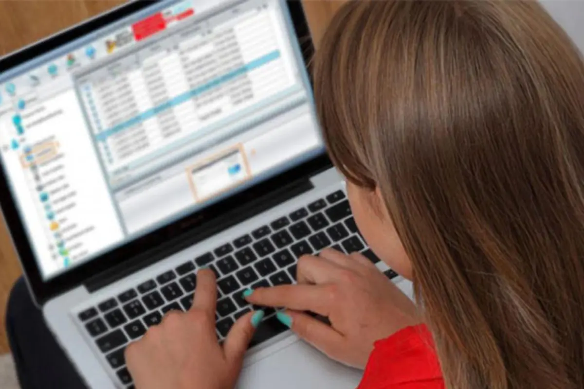 Cara Mengetahui Password Facebook Teman Secara Diam-diam