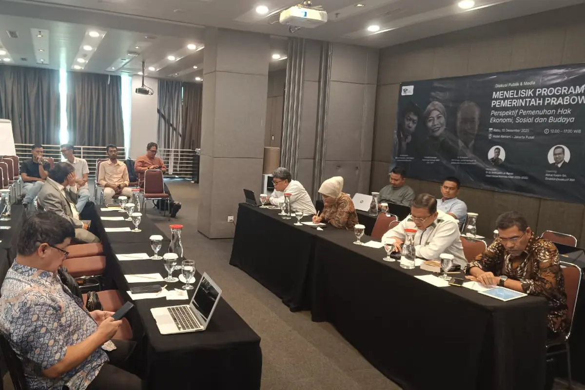 Diskusi Publik dan Media dalam rangka peringatan hari Internasional Hak Asasi Manusia (HAM).