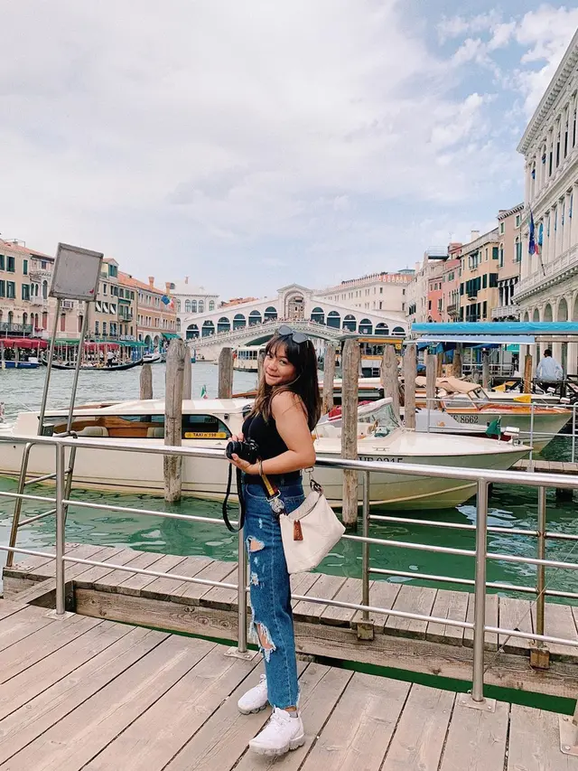 Amel Carla