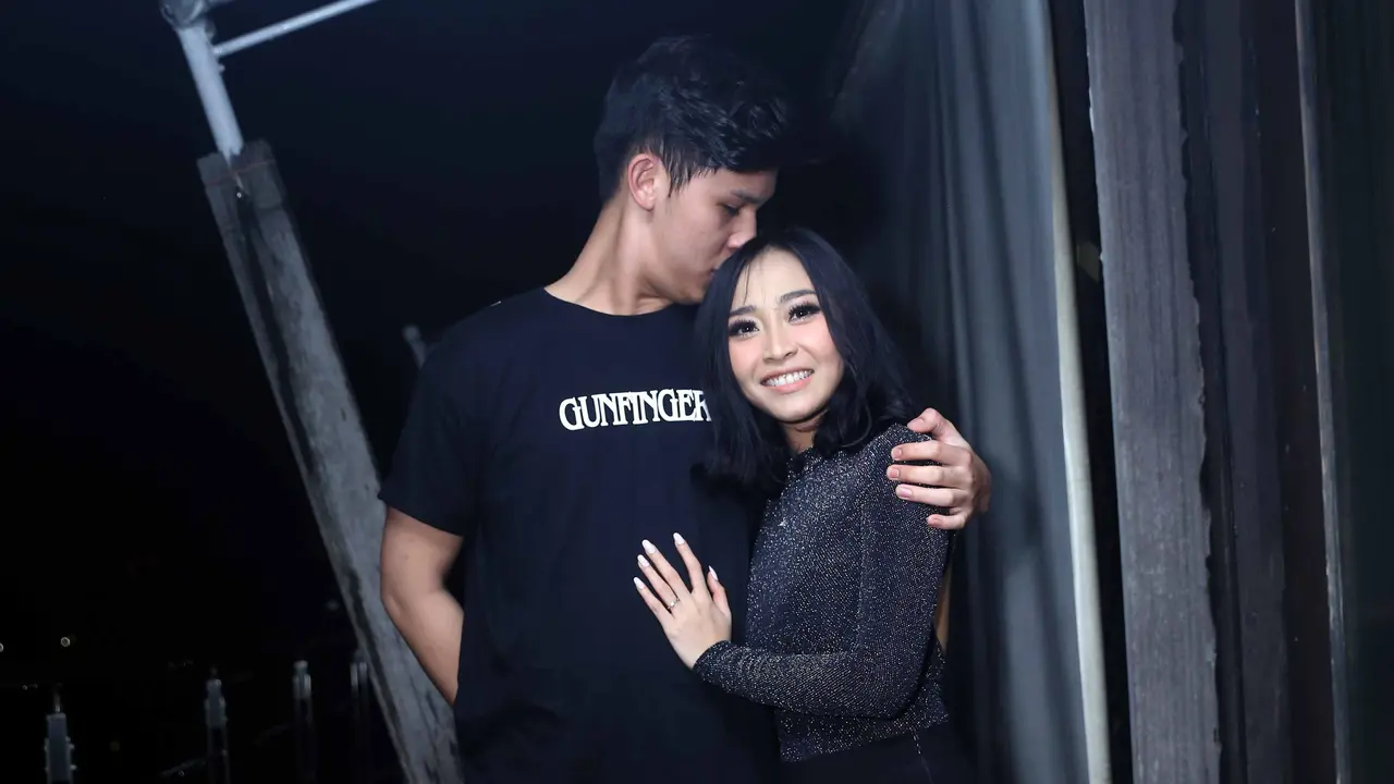 [Bintang] Rinni Wulandari - Jevin Julian