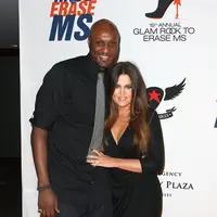 Tampaknya keputusan bulat sudah digenggam oleh Khloe Kardashian untuk serahkan dokumen persetujuan perceraiannya dengan Lamar Odom. (AFP/Bintang.com)