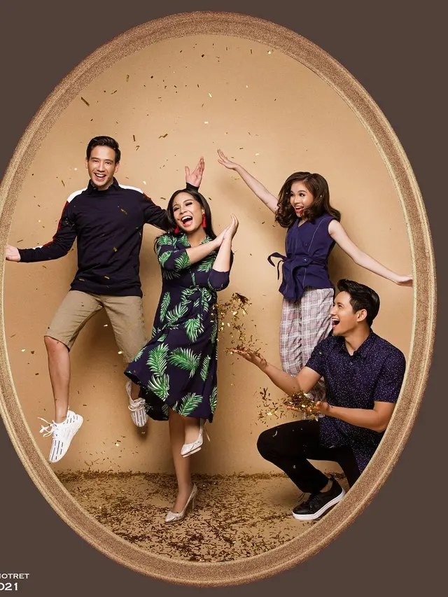 7 Momen Pemotretan Persahabatan Selebriti Ini Curi Perhatian, Penuh Makna