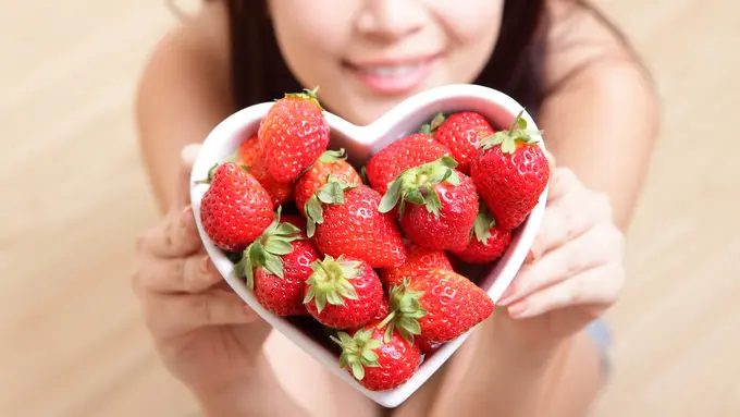 Lebih Cintai Diri Sendiri dengan Mengonsumsi 5 Buah Ini, Biar Sehat Selalu!