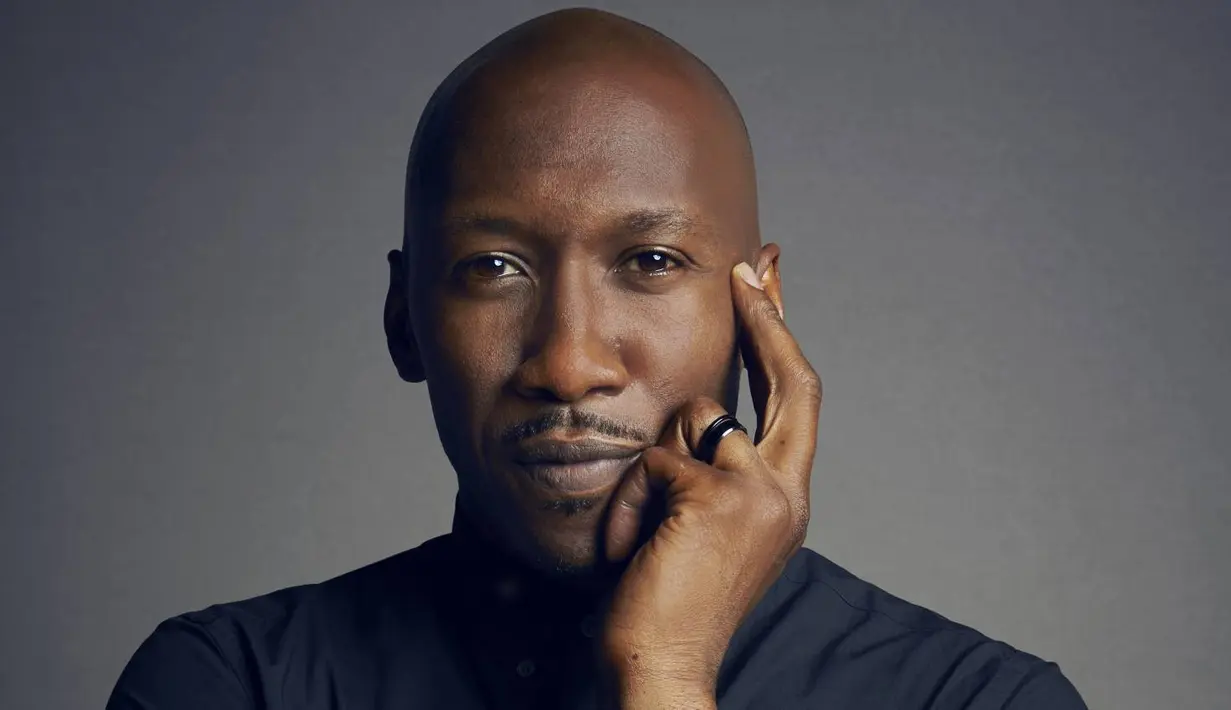 Mahershala Ali adalah aktor Islam pertama yang pernah menang Academy Award.(theundefeated)