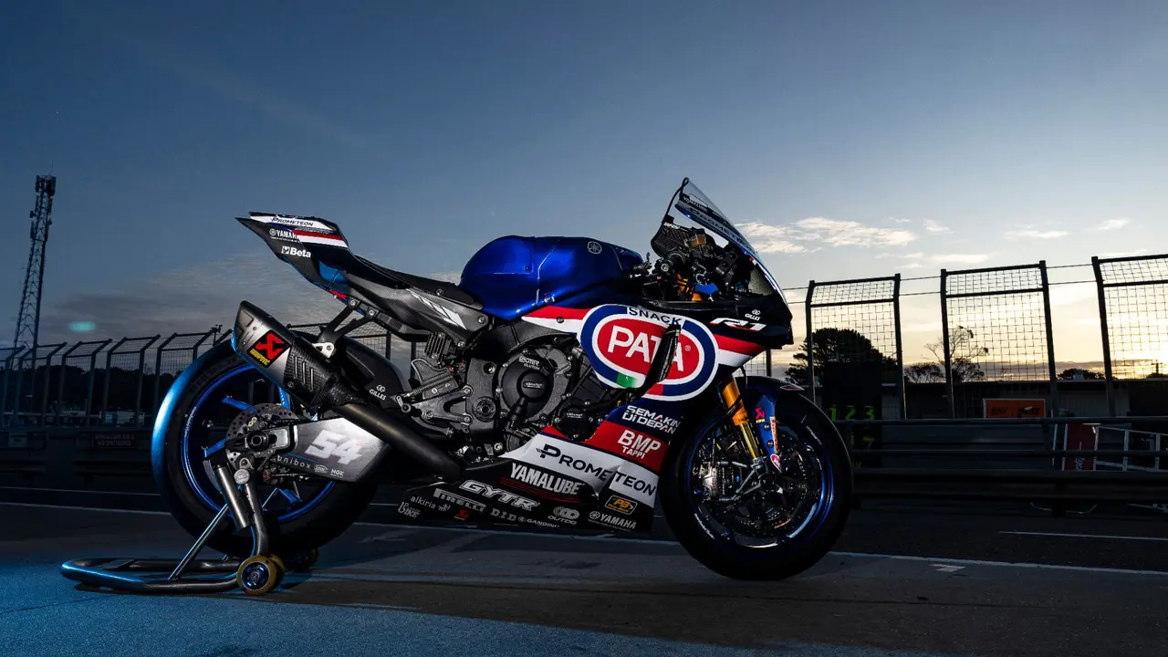 Sepeda motor Toprak Razgatlioglu di ajang WSBK 2023