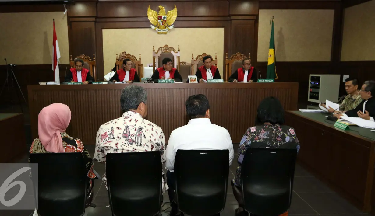 Sejumlah saksi dihadirkan dalam Sidang Lanjutan kasus suap Raperda Reklamasi dan tindak pidana pencucian uang dengan terdakwa Mohamad Sanusi di Pengadilan Tipikor, Jakarta, Rabu (31/8). (Liputan6.com/Helmi Afandi)