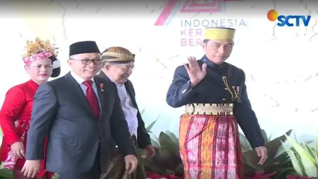 Saling bertukar pakaian adat antara Jokowi dan JK membuat Ketua MPR Zulkifli Hasan memuji keduanya.