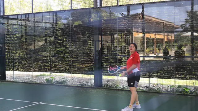 Main Padel di Bali lewat program  'Girls Trip to Grand Destinations in Bali with GenVenture'.  [Mitsubishi]