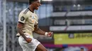 Penyerang Manchester United, Marcus Rashford merayakan gol yang dicetaknya ke gawang Crystal Palace pada dalam laga Liga Inggris pekan ke-36 di Selhurst Park, London, Kamis (16/7/2020).  MU meraih kemenangan di kandang Crystal Palace dengan skor 2-0. (AP Photo/Justin Setterfield, Pool)