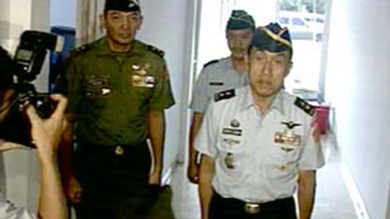 040302bSertijab.jpg
