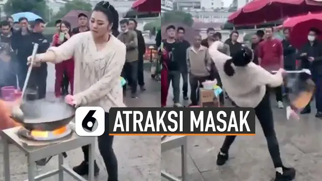 Memasak adalah hal yang biasa dilakukan oleh seorang wanita. Tetapi bagaimana jika memasaknya sambil beratraksi. Seperti yang dilakukan wanita ini.