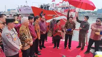Ketua Umum PDI Perjuangan Megawati Soekarnoputri meresmikan Rumah Sakit (RS) Kapal Terapung bernama Laksamana Malahayati di Pelabuhan Tanjung Priok, Jakarta Utara, Sabtu, (10/6/2023). (Merdeka)