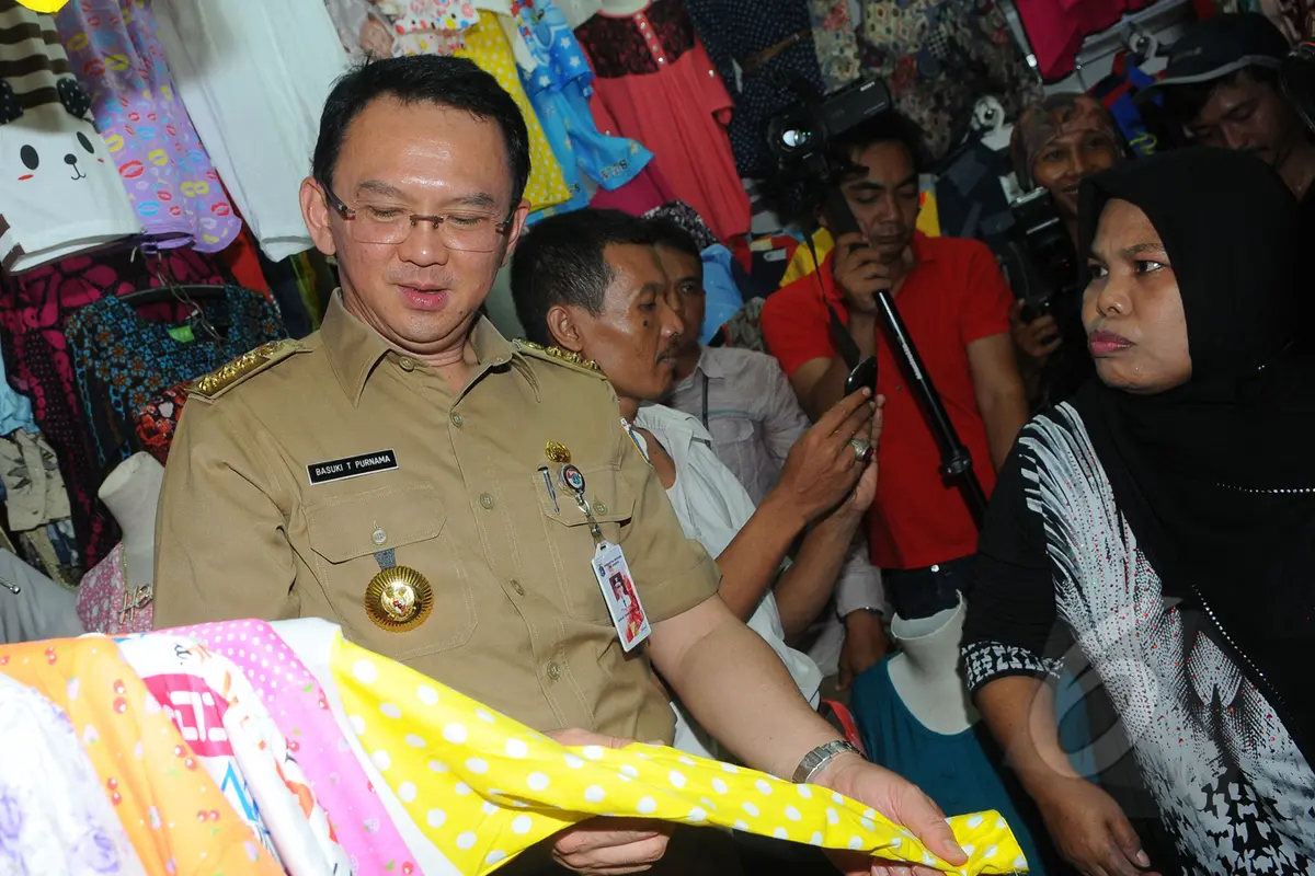Ahok Tinjau Kondisi Pasar Blok G Tanah Abang