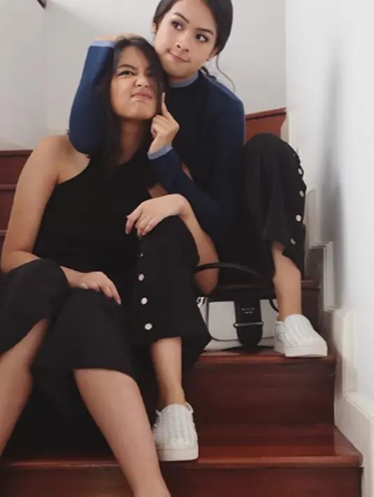 Maudy Ayunda terlihat gemas dengan Amanda Khairunnisa. (Liputan6.com/IG/akhairunnisa)