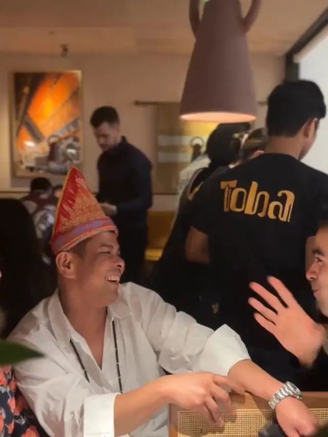 Opening Toba London (Instagram/toba.london)