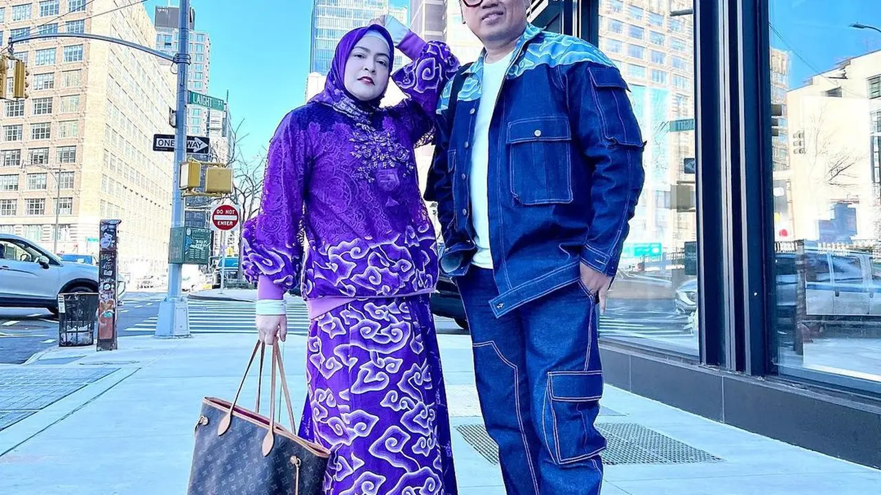 Astrid Kuya dan Uya Kuya