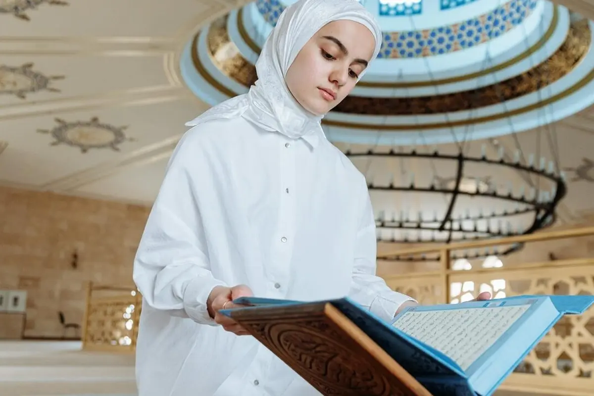 Membaca Al Quran
