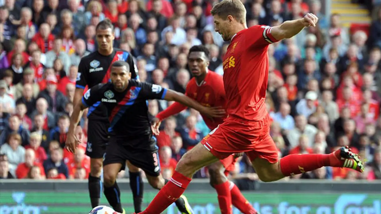 steven-gerrard-131130b.jpg